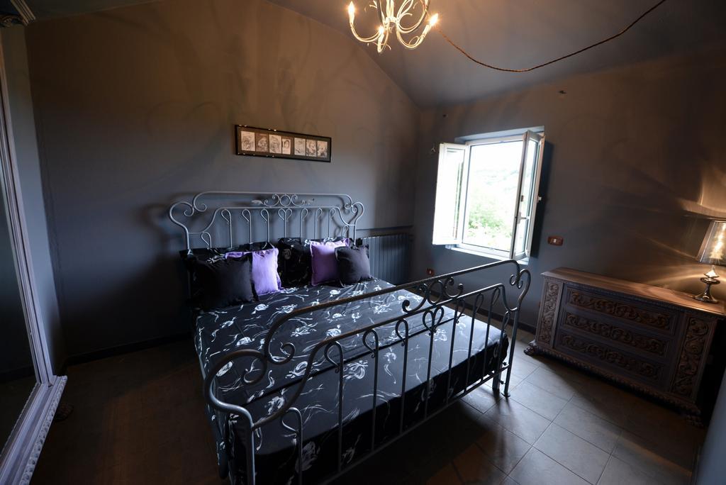 Agriturismo Gocce Di Luna Celle Ligure Room photo